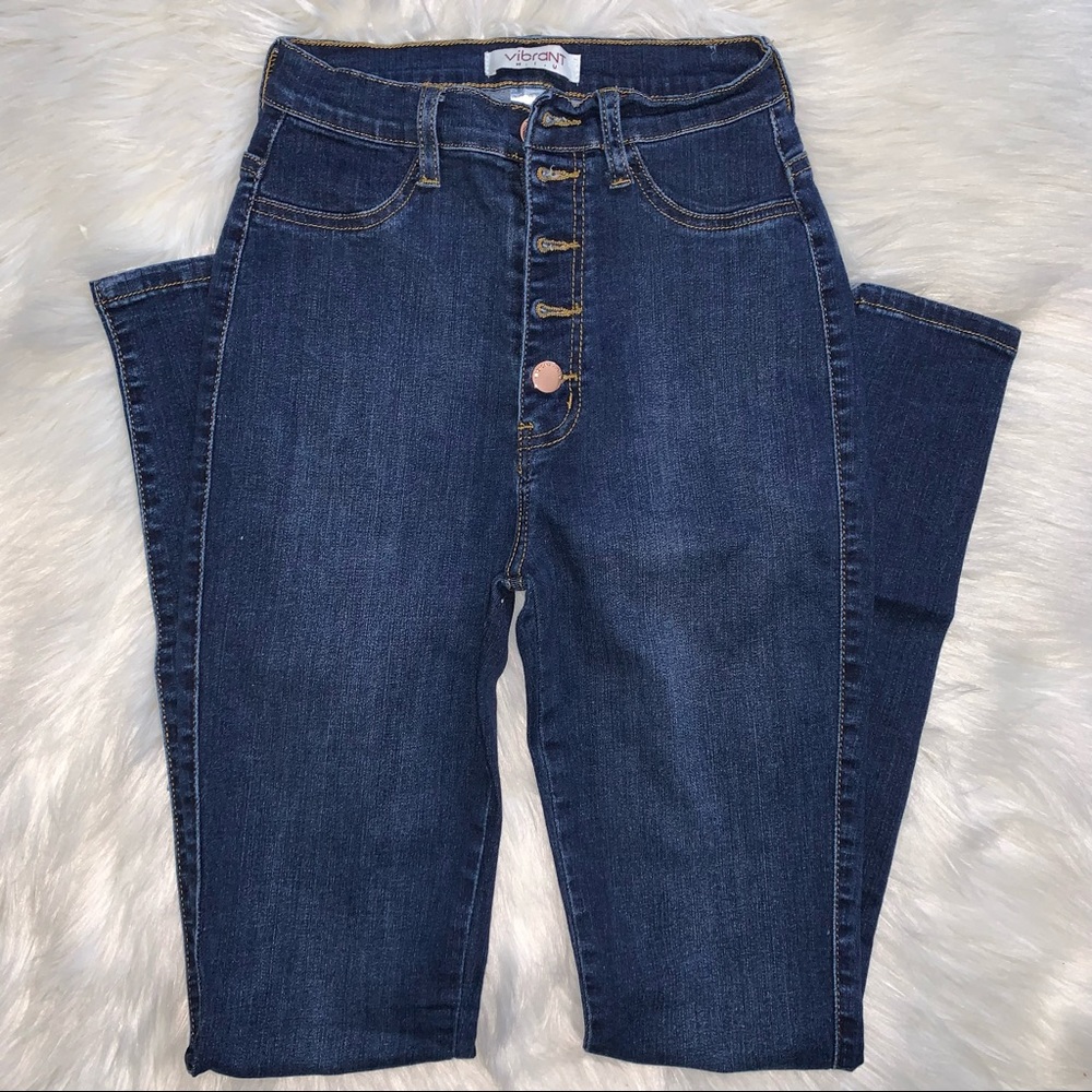 Vibrant Dark Wash Skinny Jean